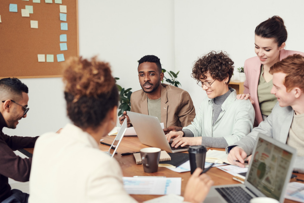 9 etapes cles pour orchestrer une reunion d’affaires efficace